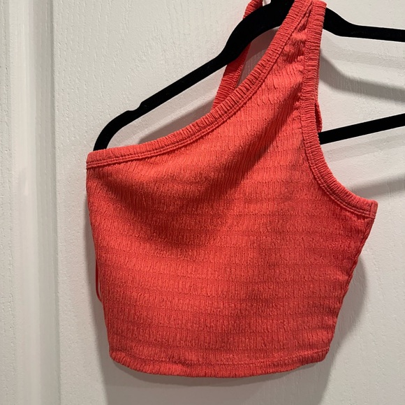American Eagle Outfitters Vibrant Coral Top - Picture 1 of 2
